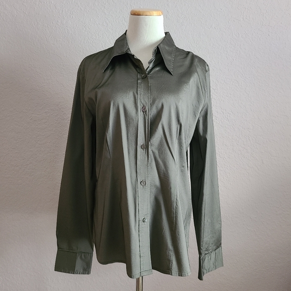 GAP top - Picture 1 of 4